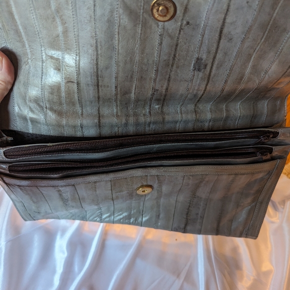 Purse - Picture 4 of 5